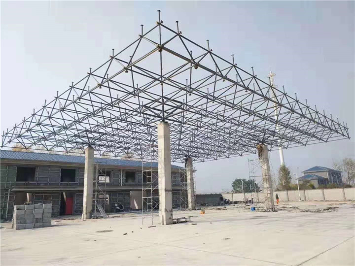 泰兴加油站网架